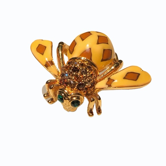 JOAN OF THE JUNGLE JOAN RIVERS CREAM ENAMEL BROOCH - Picture 13 of 16